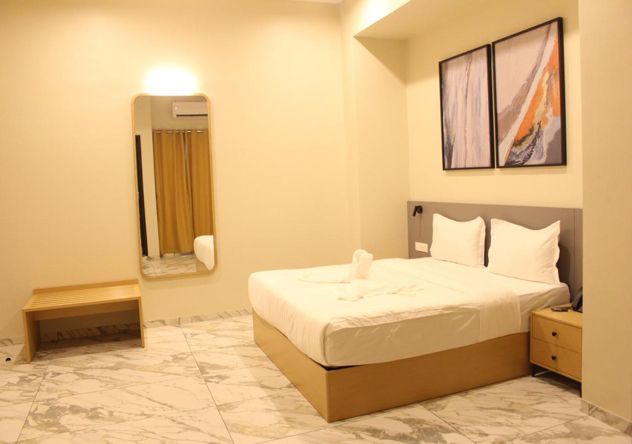 Ixoras Hotel Lemba كينشاسا المظهر الخارجي الصورة
